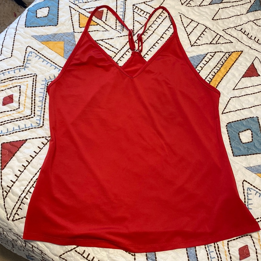 Women’s Red Tank Light Weight Shirt Camisole. Size Large.